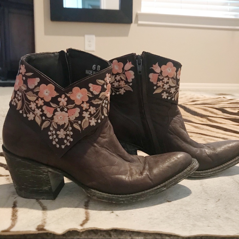 Old Gringo Short Booties